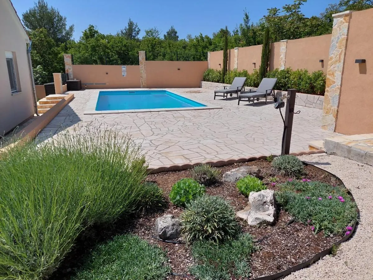 Villa Mir Pridraga Croatia
